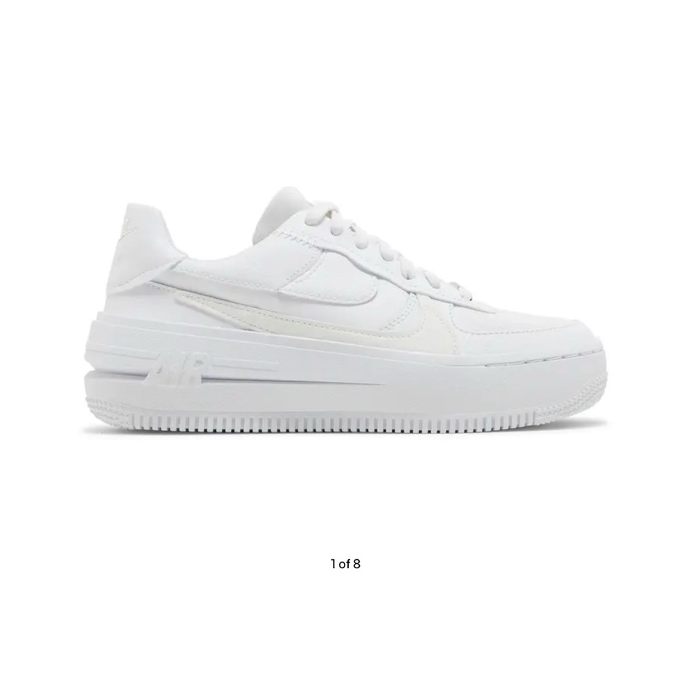 Nike 2
Women’s Air Force 1 PLT.AF.ORM 'Triple White' sz 7.5